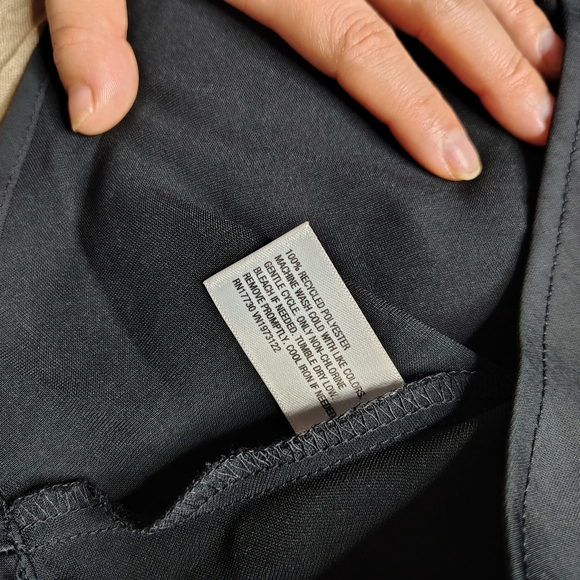 Lot 3 Basic Top Tees 2 Universal Thread White& Red, 1 A New Day Black Sleeveless - Picture 12 of 13